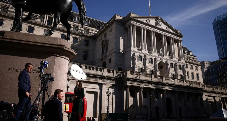 Банк Англии готовится повысить процентные ставки до 4,75%, поскольку инфляция медленно снижается