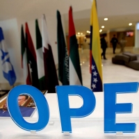 ОПЕК+ сохранила план по увеличению добычи нефти в феврале на 400 000 баррелей в сутки