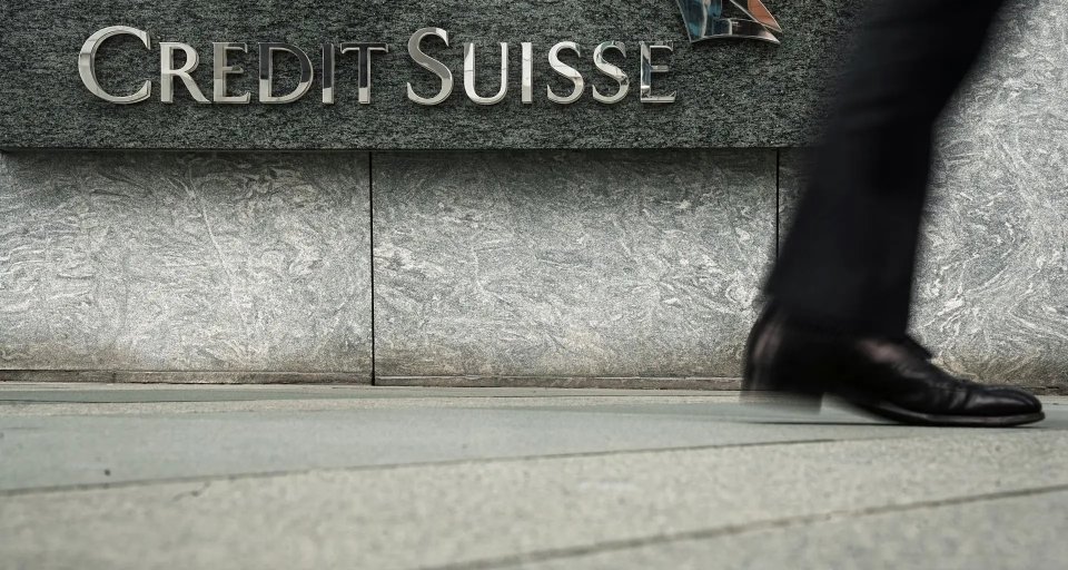 Credit Suisse отказывается от планов на местный банк в Китае, избегая регуляторных конфликтов с UBS