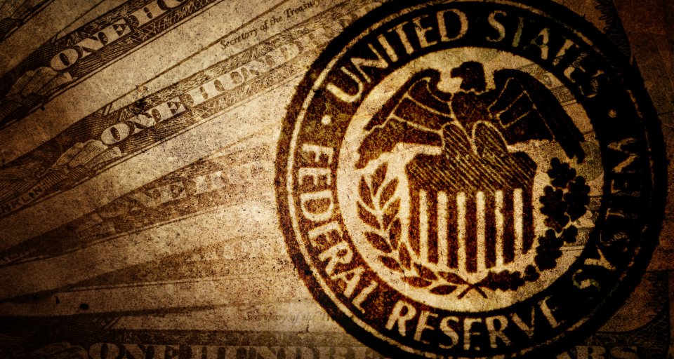 ФРС понизила базовую ставку впервые с 2008 года
