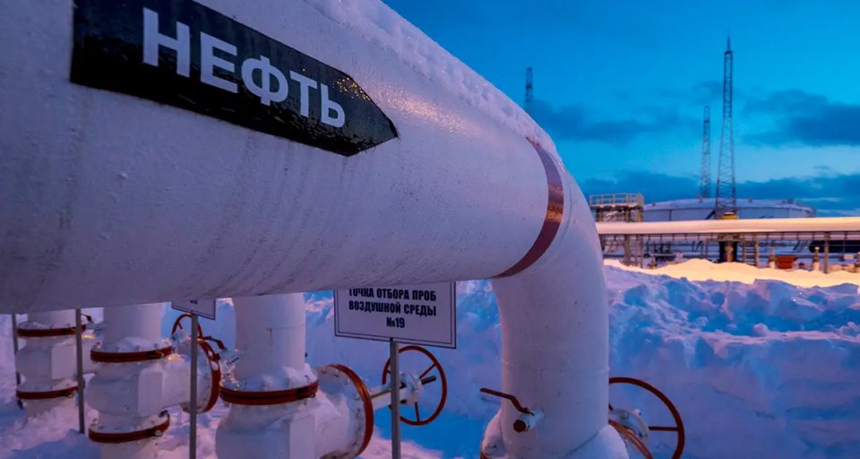 Цена российской нефти на бирже упала ниже 40 долларов за баррель