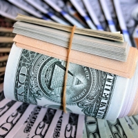 Минфин продолжит покупку валюты на 518 млрд рублей